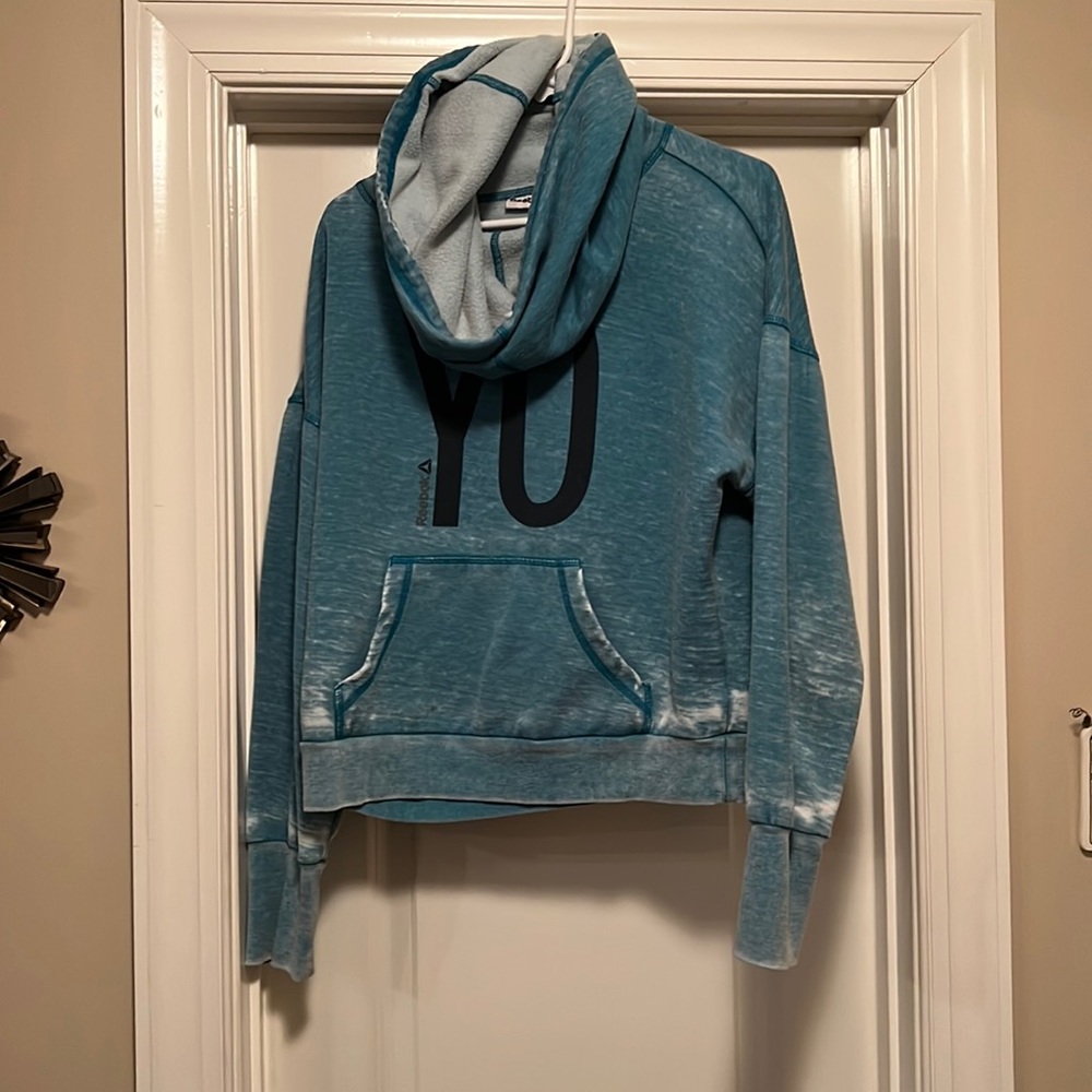 Reebok Yoga Hoodie Size M